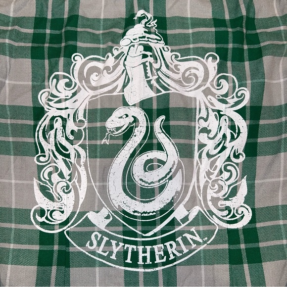 Harry Potter Plaid Flannel Shirt Women’s S Button Up Long Sleeve Slytherin House - Picture 3 of 7
